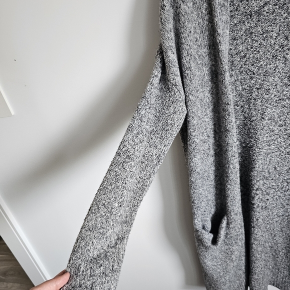 Old Navy Cardigan - Picture 2 of 4